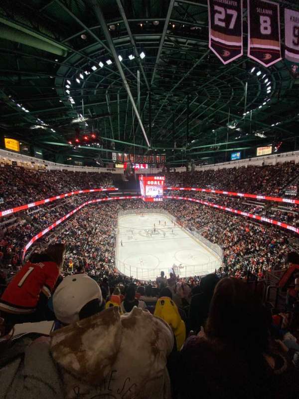 Honda Center, section: 424, row: K, seat: 6