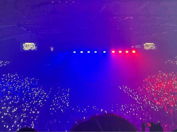 Allstate Arena, section: 215, row: Q, seat: 14