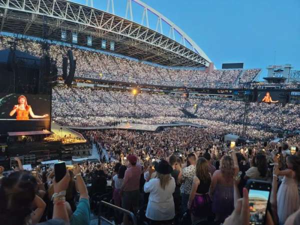 Lumen Field, section: 240, row: N, seat: 3