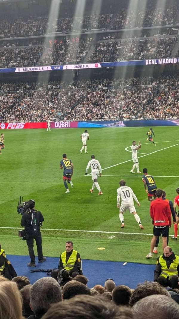 Santiago Bernabéu Stadium, section: 127, row: 16, seat: 11