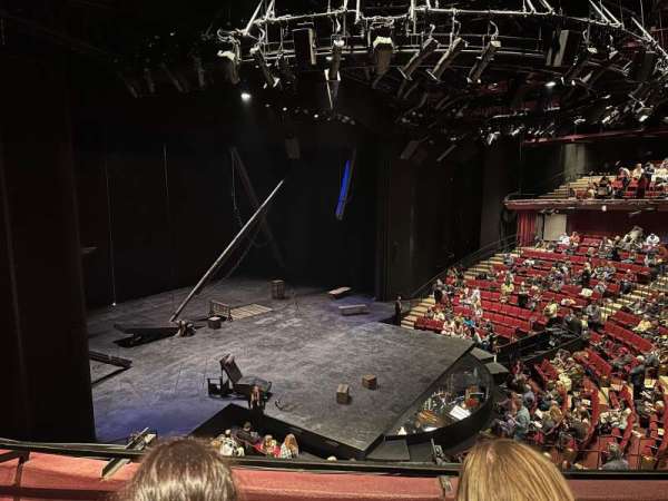 Vivian Beaumont Theater, section: Loge L, row: B, seat: 111