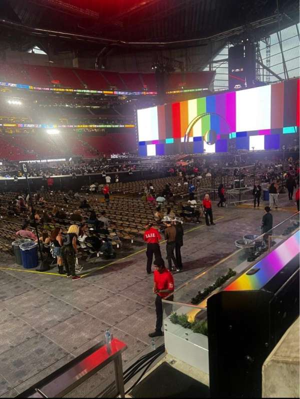 Mercedes-Benz Stadium, section: 114, row: 5, seat: 1