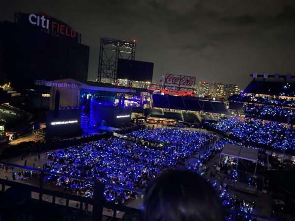 Citi Field, section: 426, row: 2, seat: 18