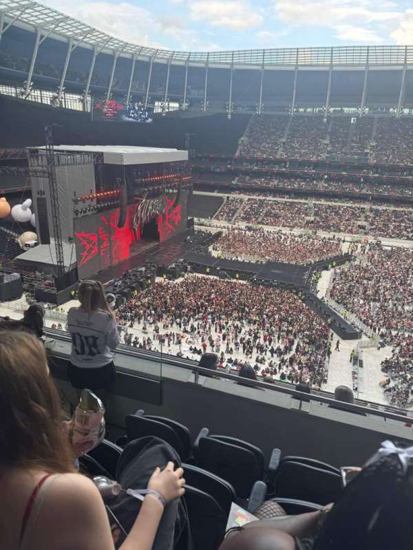 Tottenham Hotspur Stadium, section: 504, row: 11, seat: 164