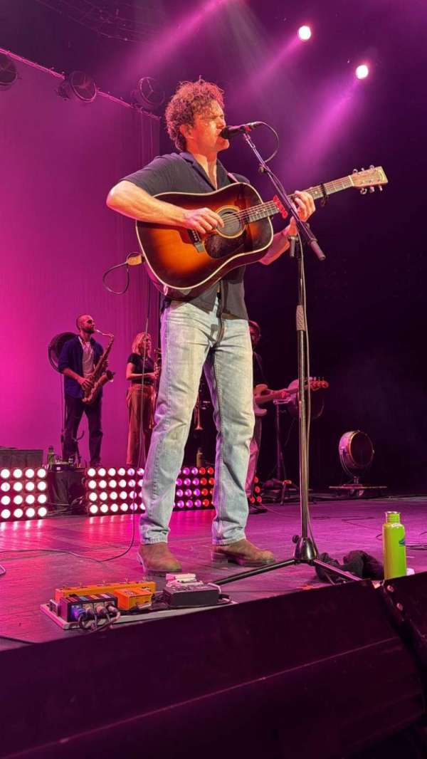 Radio City Music Hall, section: PIT, row: AAA, seat: 17