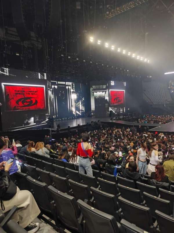 Accor Arena, section: Gradin O, row: 18, seat: 8