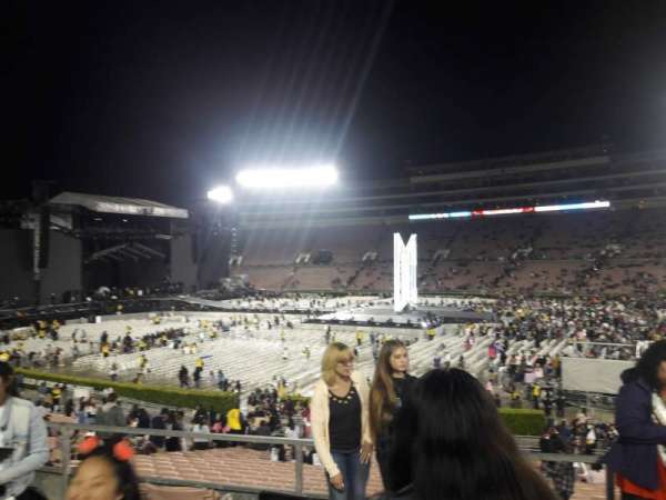 Rose Bowl, section: 6-H, row: 32, seat: 114