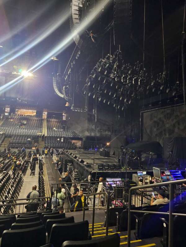CFG Bank Arena, section: 102, row: H, seat: 2