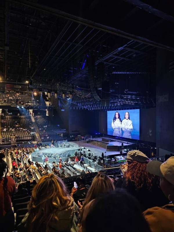 CFG Bank Arena, section: 102, row: W, seat: 19