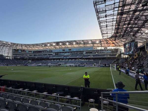 BMO Stadium, section: 109, row: E, seat: 1