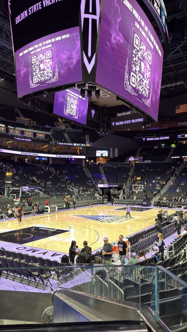 Chase Center, section: 107, row: 7, seat: 1