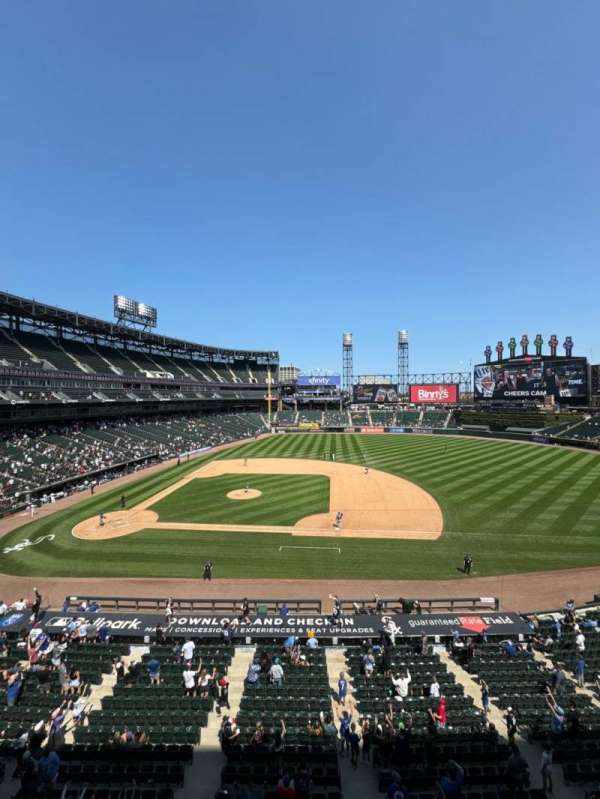 Rate Field, section: 324, row: 1, seat: 14