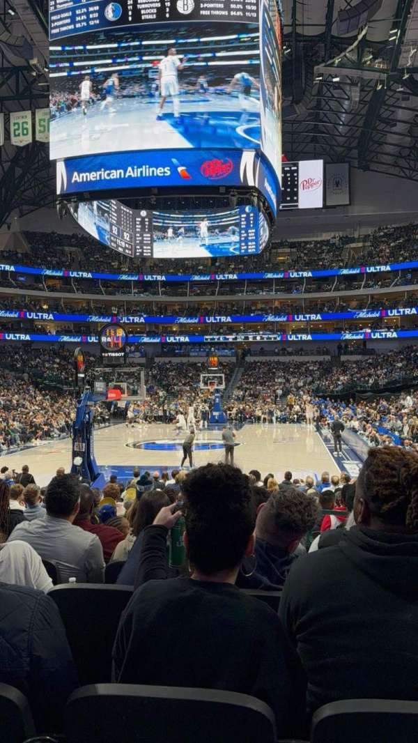 American Airlines Center, section: 124, row: D, seat: 7
