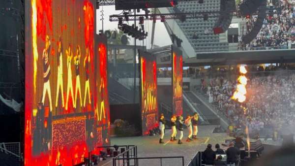 BMO Stadium, section: 135, row: K, seat: 15