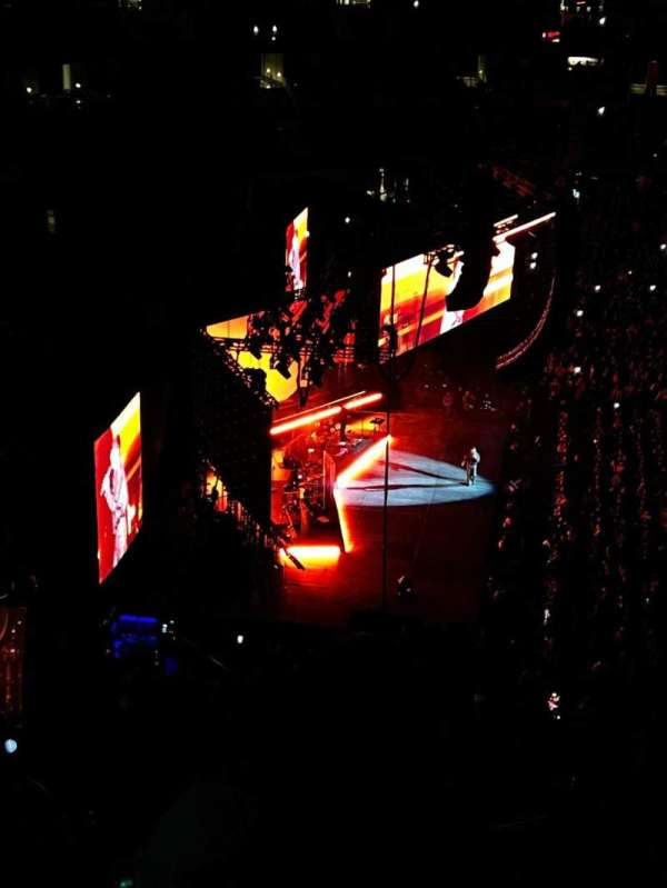 Honda Center, section: 414, row: Q, seat: 7