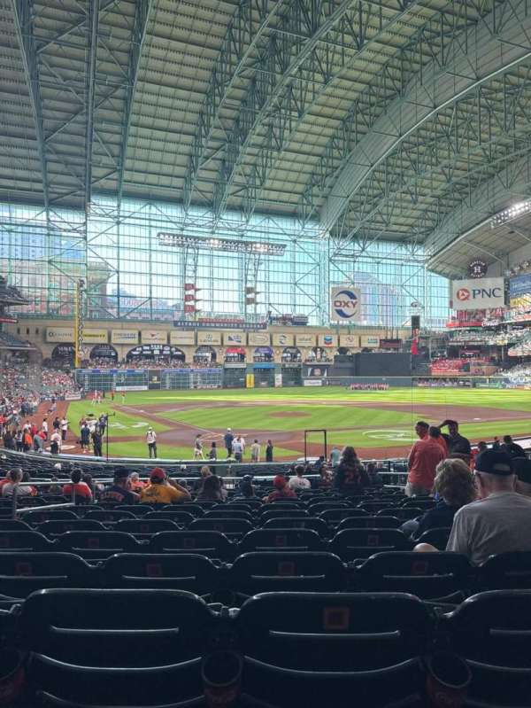 Daikin Park, section: 120, row: 27, seat: 20