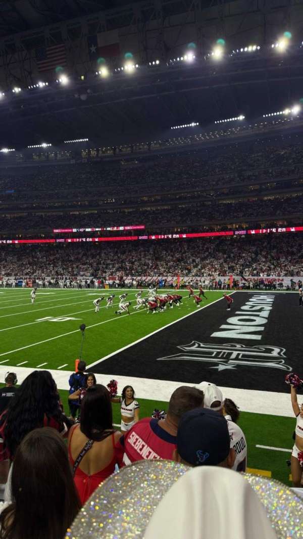 NRG Stadium, section: 122, row: D, seat: 7