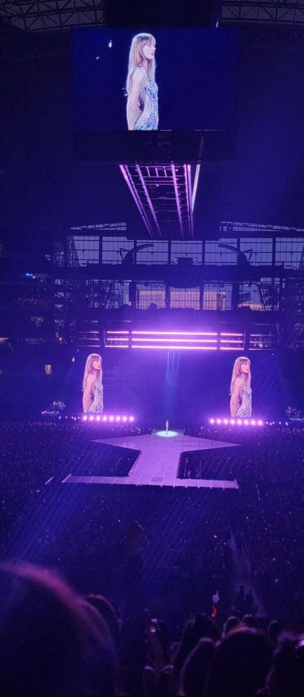 AT&T Stadium, section: 222, row: 13, seat: 10