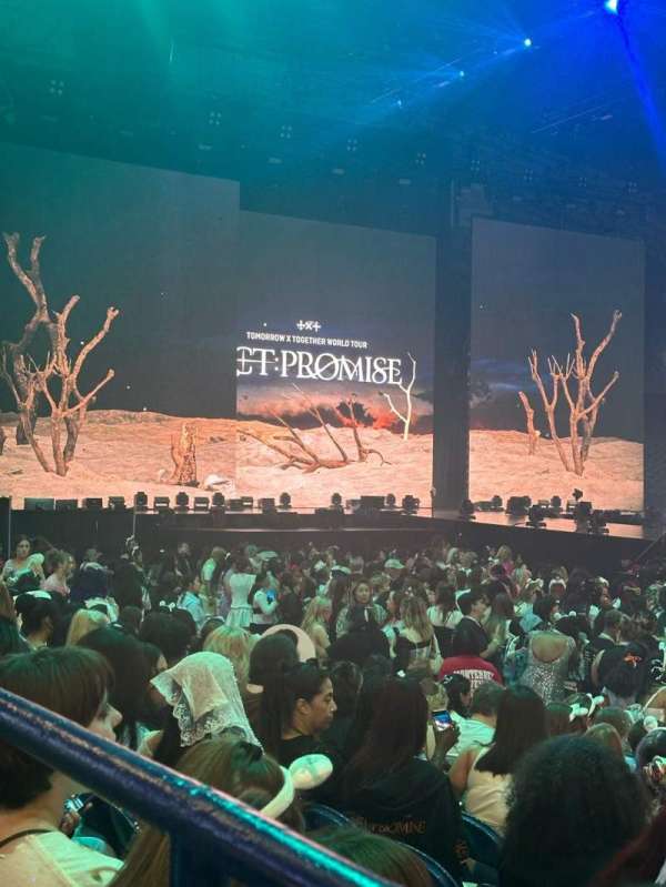 Allstate Arena, section: 102, row: A, seat: 13