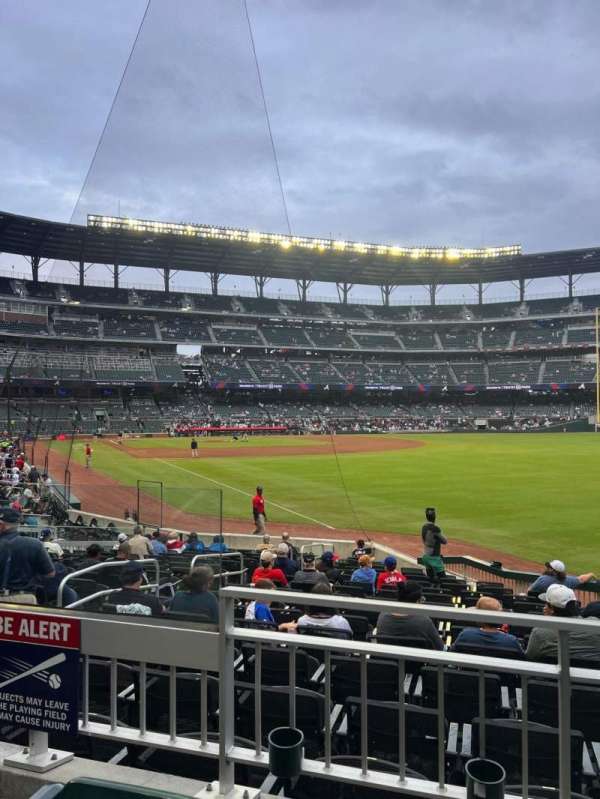 Truist Park, section: 109, row: 2, seat: 15