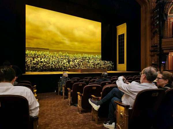 Todd Haimes Theatre, section: Orchestra L, row: G, seat: 1