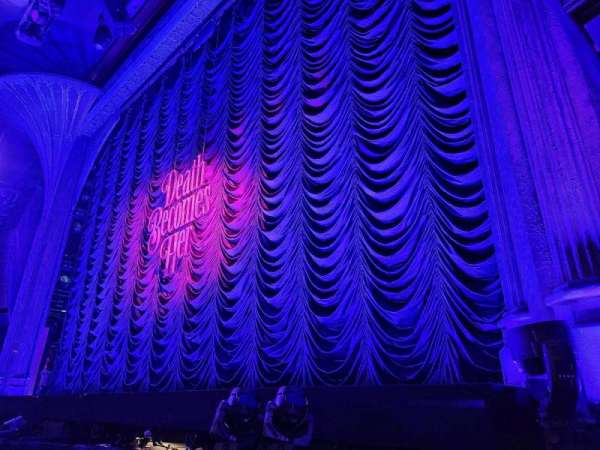 Lunt-Fontanne Theatre, section: Orchestra R, row: C, seat: 10