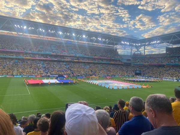 Suncorp Stadium, section: 318, row: 21, seat: 41