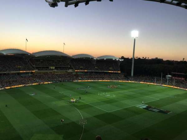 Adelaide Oval, section: 530