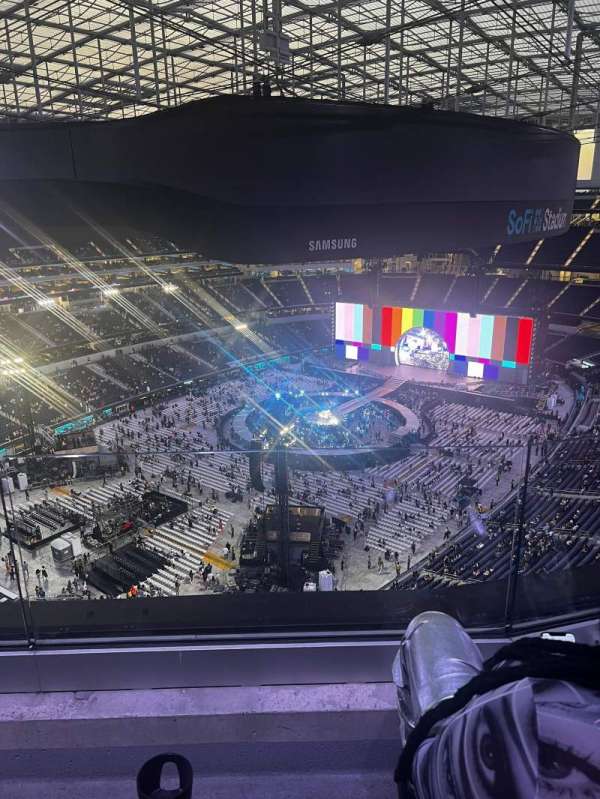 SoFi Stadium, section: 435, row: 2, seat: 19
