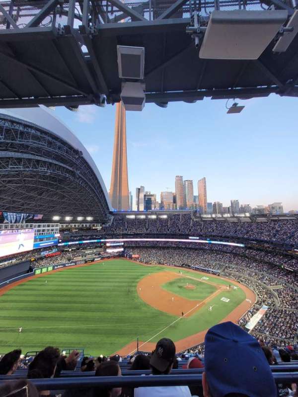 Rogers Centre, section: 536, row: 21, seat: 9