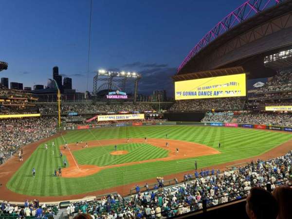 T-Mobile Park, section: 227, row: 3, seat: 8