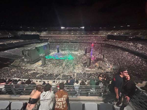 MetLife Stadium, section: 337, row: 7, seat: 2