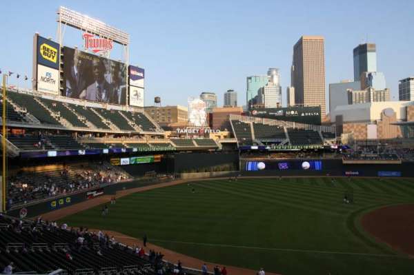 TARGET FIELD, section: R, row: 7, seat: 13