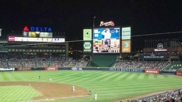 Turner Field, section: 207, row: 9, seat: 12