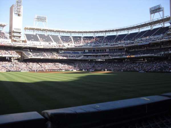 Petco Park, section: 134, row: 1, seat: 6