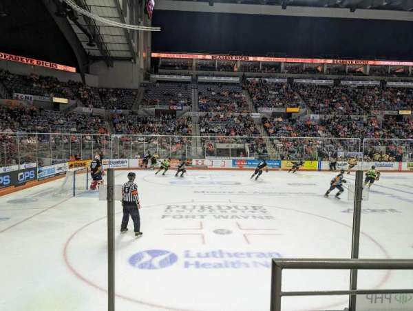 Allen County War Memorial Coliseum, section: 221, row: 4, seat: 1