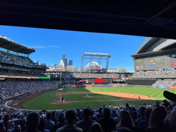 T-Mobile Park, section: 125, row: 38, seat: 12