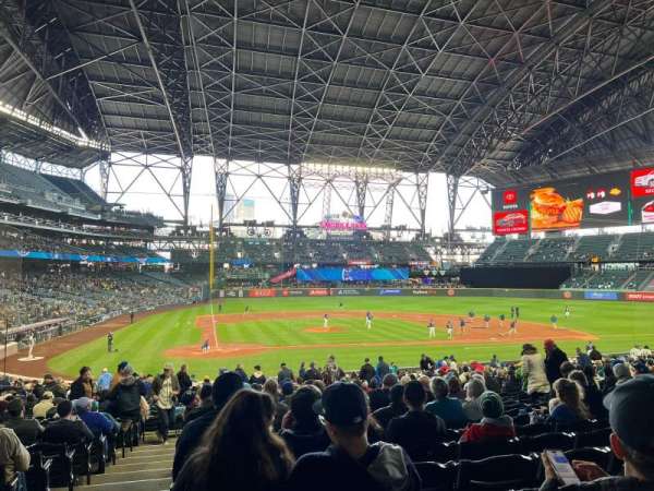 T-Mobile Park, section: 125, row: 32, seat: 12