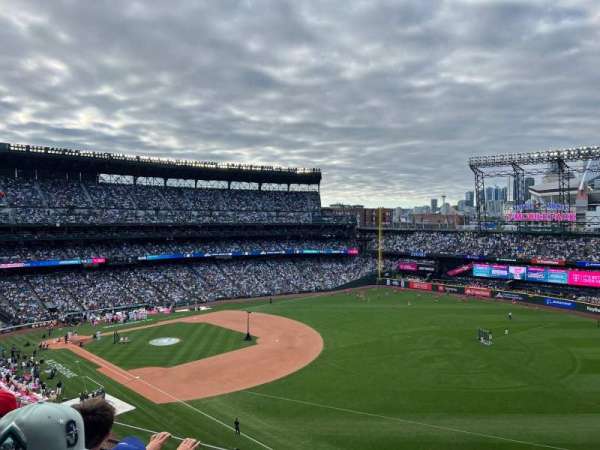 T-Mobile Park, section: 315, row: 3, seat: 3