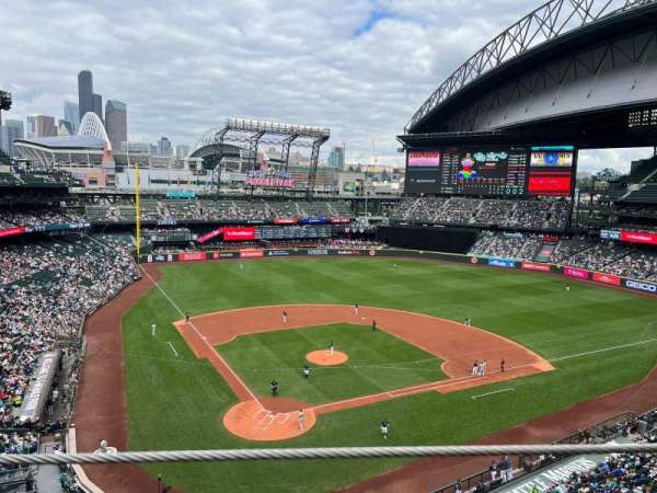 T-Mobile Park, section: 328, row: 1, seat: 4