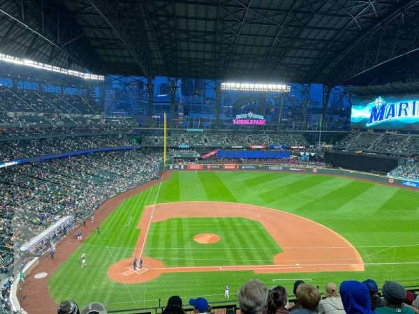 T-Mobile Park, section: 325, row: 6, seat: 9