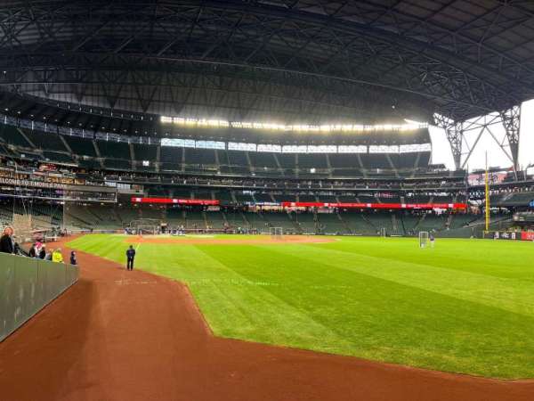 T-Mobile Park, section: 109, row: 23, seat: 21