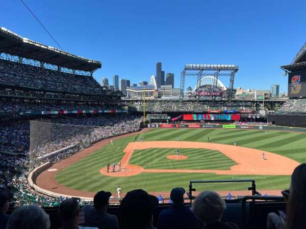 T-Mobile Park, section: 226, row: 5, seat: 2