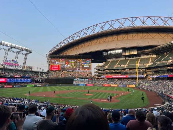 T-Mobile Park, section: 133, row: 31, seat: 6