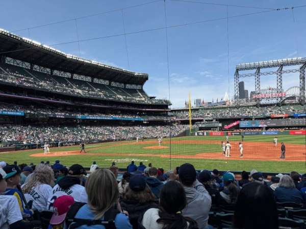 T-Mobile Park, section: 121, row: 15, seat: 7