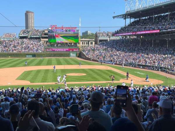 Wrigley Field, section: 212, row: 6, seat: 10