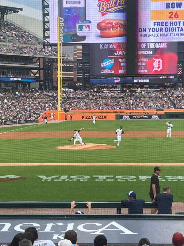 Comerica Park, section: 122, row: 8, seat: 10