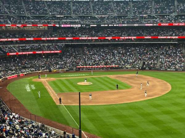 Citi Field, section: 305, row: 14-WC, seat: 12