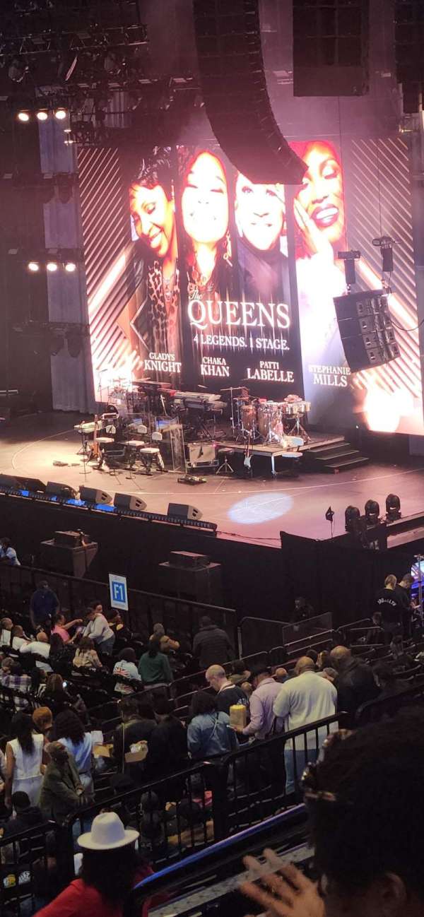 Barclays Center, section: 109, row: 9, seat: 4
