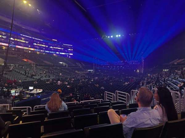 Crypto.com Arena, section: 105, row: 9, seat: 7